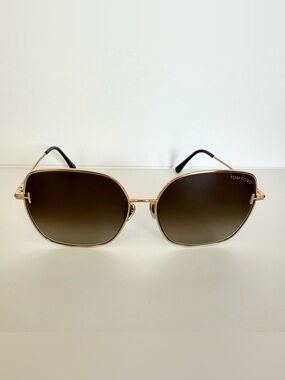 NEW!!! Tom Ford women sunglasses TF1250K 28F Authentic